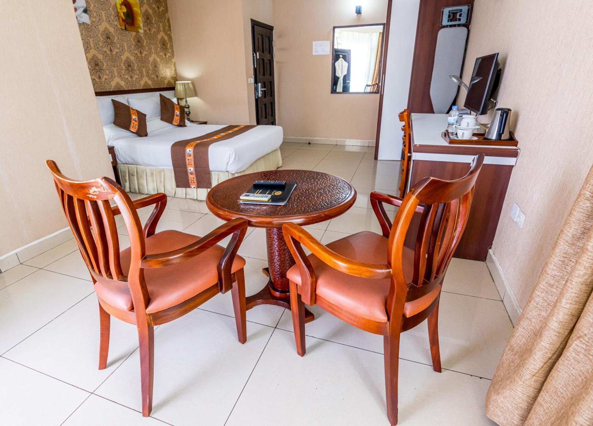Lemigo Hotel Kigali Exteriér fotografie